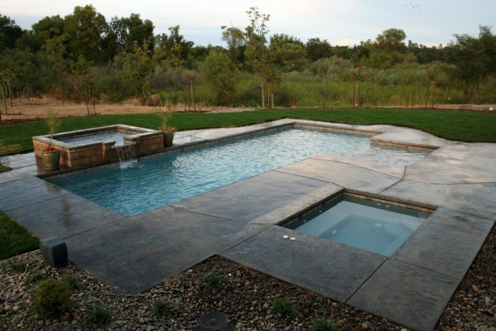 custom concrete pool